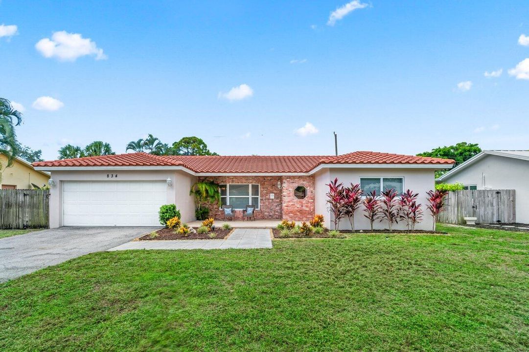 For Sale: $839,000 (3 beds, 2 baths, 1532 Square Feet)