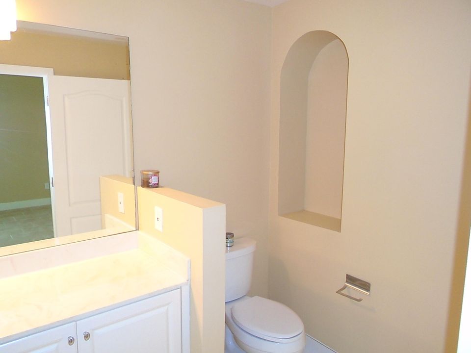 For Sale: $380,000 (2 beds, 2 baths, 1507 Square Feet)