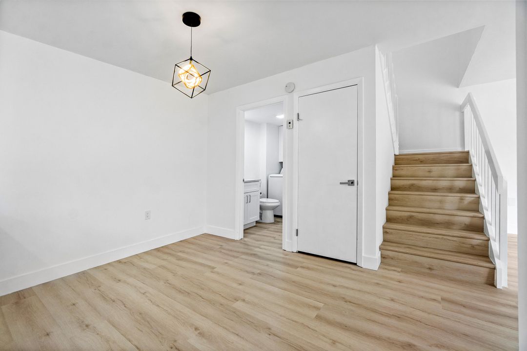 For Sale: $439,900 (3 beds, 2 baths, 1488 Square Feet)