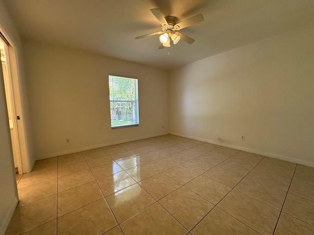 For Rent: $2,900 (3 beds, 2 baths, 1391 Square Feet)