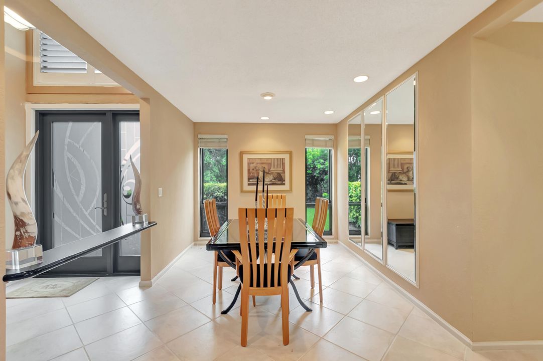 Active With Contract: $879,000 (3 beds, 2 baths, 1836 Square Feet)