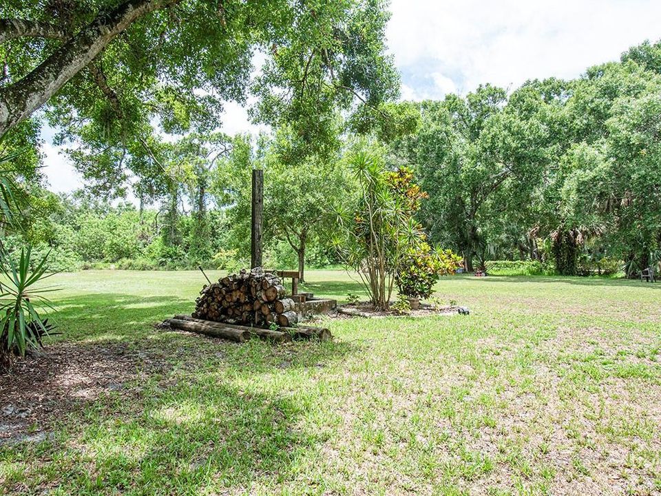 For Sale: $750,000 (3 beds, 1 baths, 1394 Square Feet)