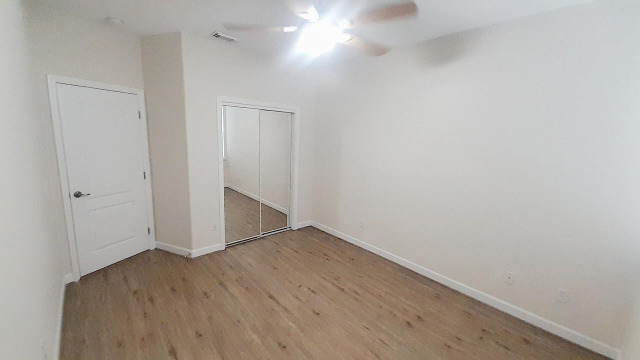 For Rent: $2,600 (3 beds, 2 baths, 1792 Square Feet)
