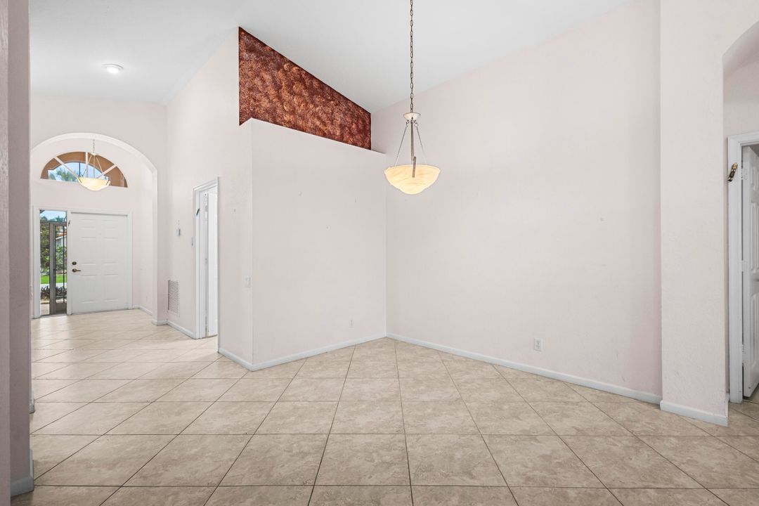 For Sale: $479,000 (3 beds, 2 baths, 2072 Square Feet)