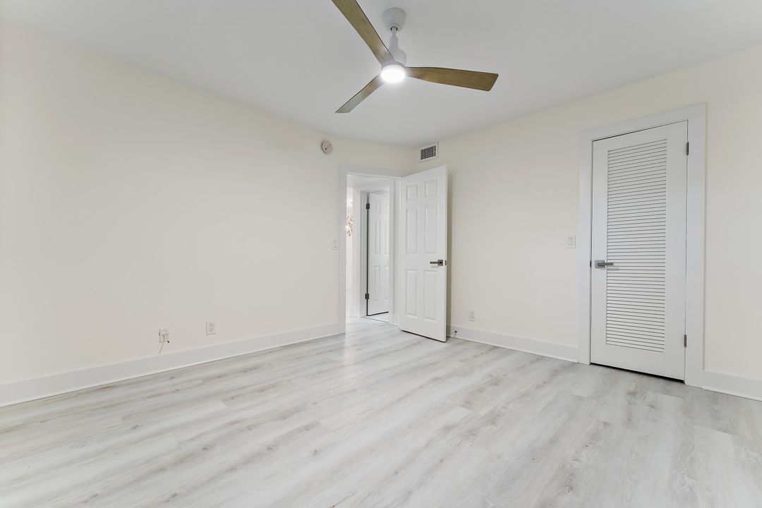 For Sale: $524,900 (2 beds, 2 baths, 1200 Square Feet)