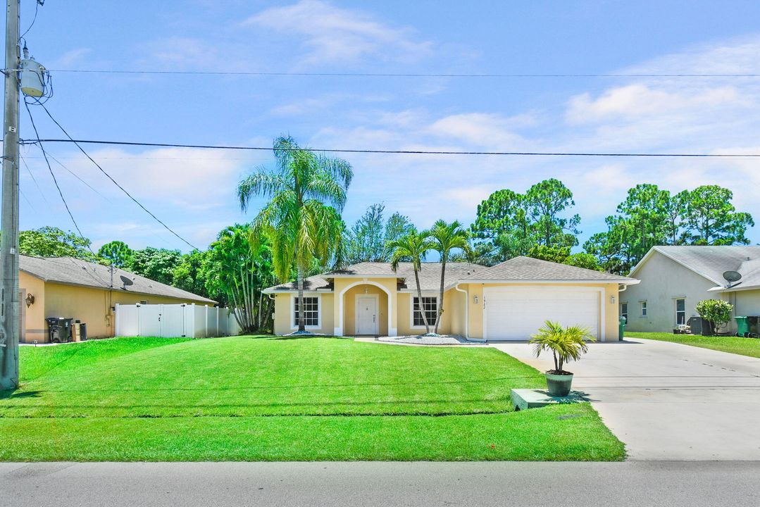 For Sale: $430,000 (3 beds, 2 baths, 1446 Square Feet)