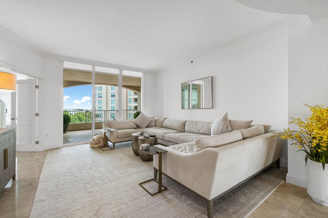 For Sale: $3,450,000 (2 beds, 2 baths, 2831 Square Feet)