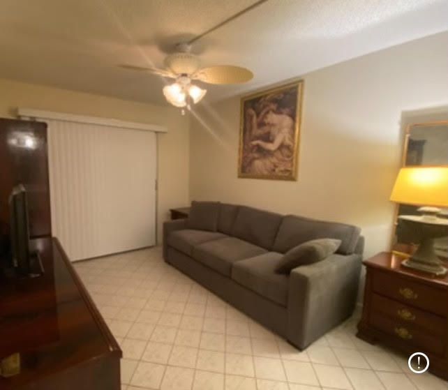 For Sale: $129,000 (2 beds, 1 baths, 820 Square Feet)