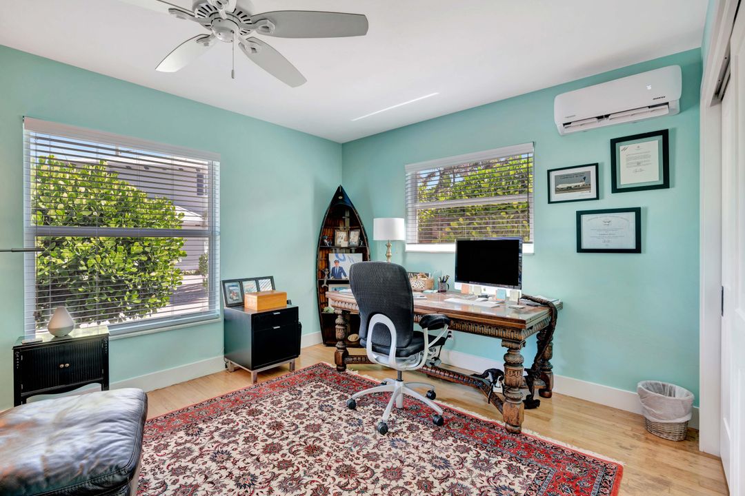 For Sale: $2,100,000 (3 beds, 2 baths, 1650 Square Feet)