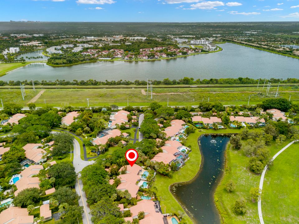 For Sale: $1,295,000 (3 beds, 2 baths, 1665 Square Feet)