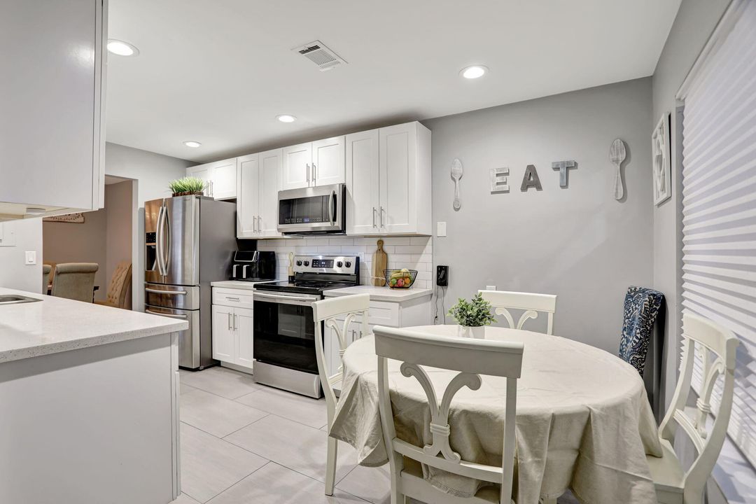 For Sale: $435,000 (3 beds, 2 baths, 1478 Square Feet)