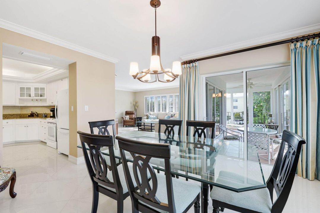 For Sale: $875,000 (2 beds, 2 baths, 1515 Square Feet)