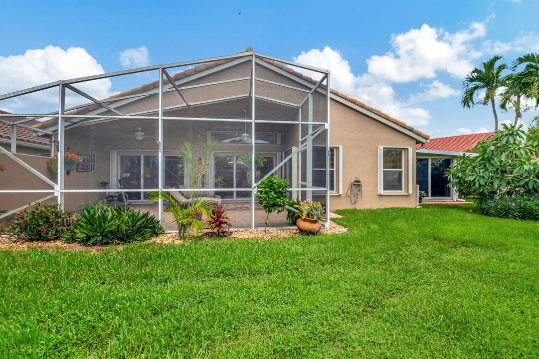 For Sale: $599,000 (3 beds, 2 baths, 2315 Square Feet)