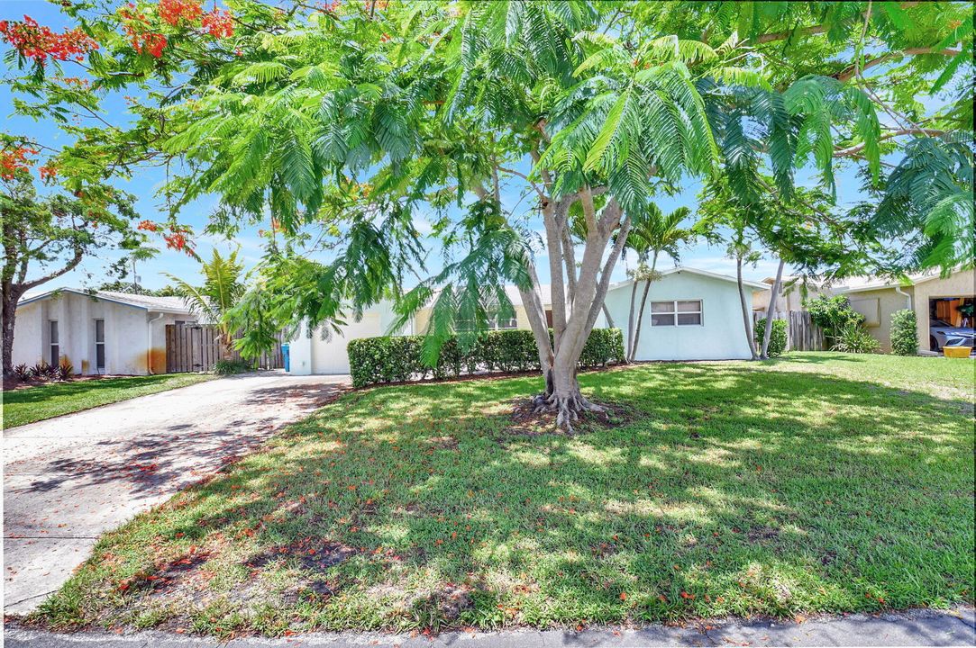 For Sale: $515,000 (3 beds, 2 baths, 1738 Square Feet)