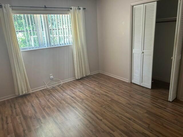 For Rent: $1,800 (2 beds, 1 baths, 751 Square Feet)