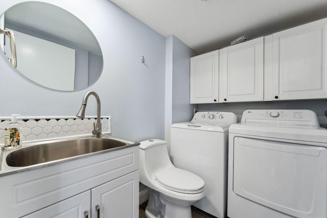 For Sale: $330,000 (2 beds, 2 baths, 1236 Square Feet)