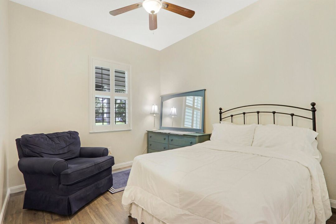 For Sale: $1,075,000 (3 beds, 2 baths, 1910 Square Feet)