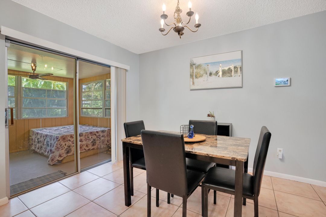 For Sale: $298,000 (2 beds, 2 baths, 1160 Square Feet)