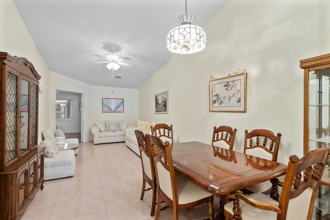 For Sale: $310,000 (2 beds, 2 baths, 1126 Square Feet)