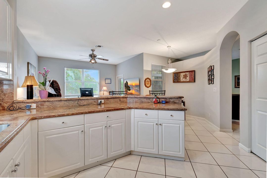 For Sale: $549,000 (3 beds, 2 baths, 2044 Square Feet)