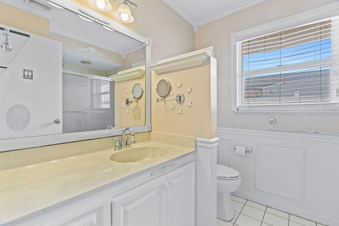 For Sale: $399,999 (3 beds, 2 baths, 2056 Square Feet)