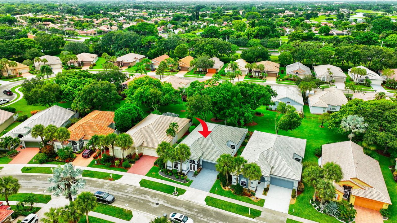 For Sale: $749,000 (3 beds, 2 baths, 2284 Square Feet)