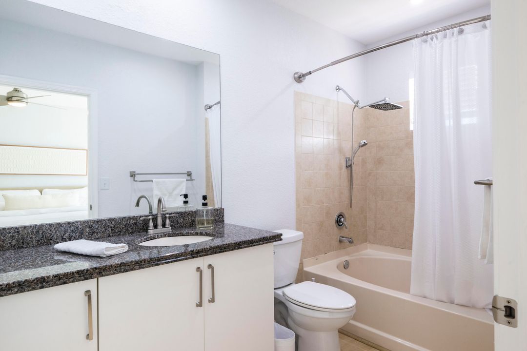 For Sale: $259,500 (2 beds, 2 baths, 1288 Square Feet)