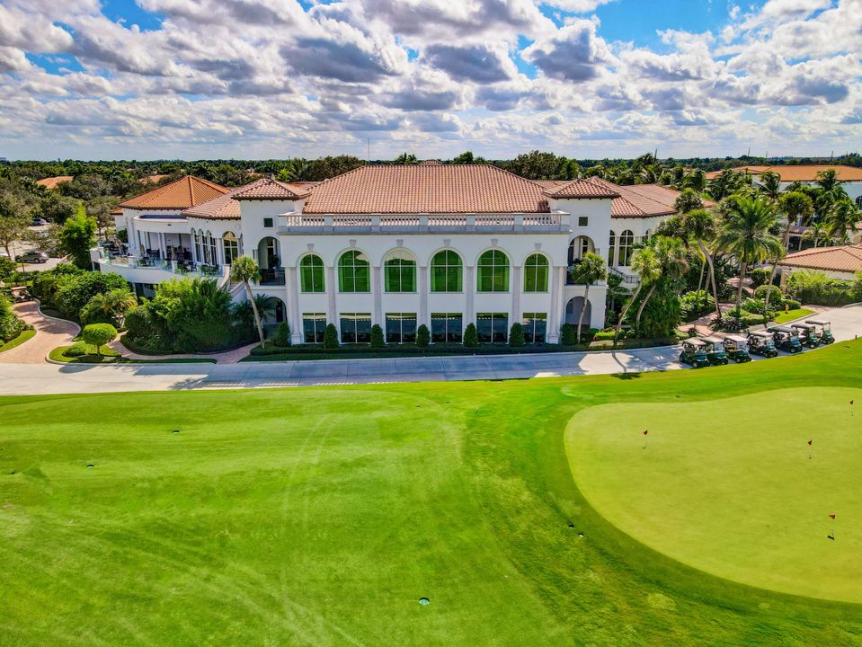 Active With Contract: $4,750,000 (4 beds, 4 baths, 4630 Square Feet)