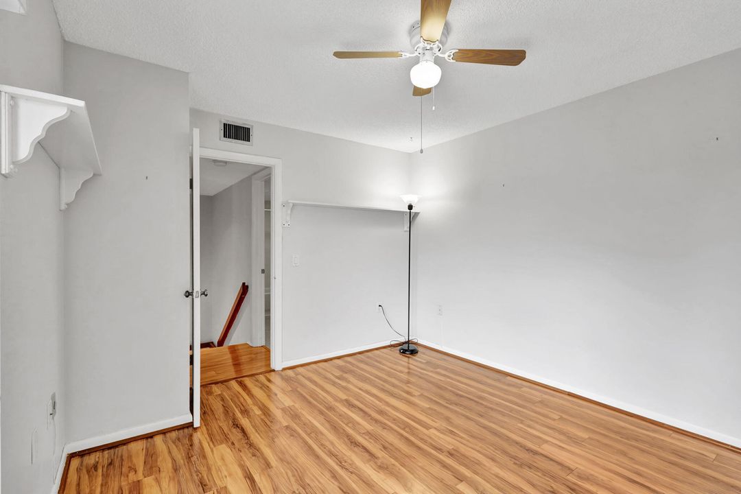 Active With Contract: $2,100 (2 beds, 2 baths, 1236 Square Feet)