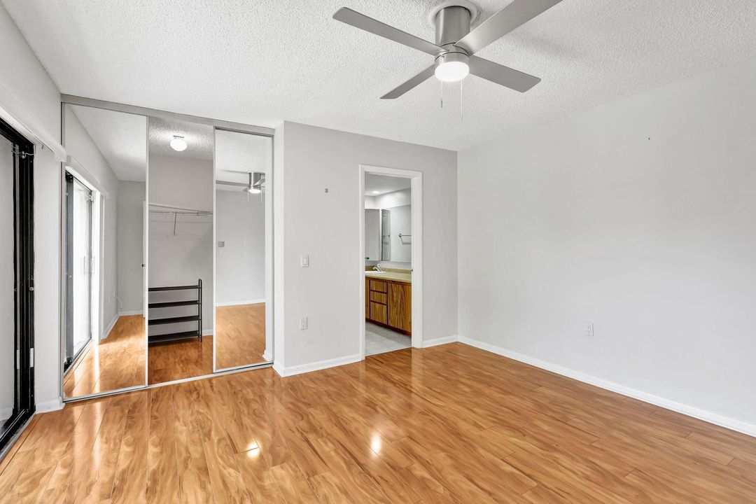 Active With Contract: $2,100 (2 beds, 2 baths, 1236 Square Feet)