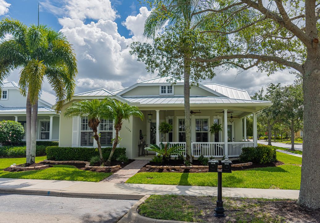 For Sale: $439,000 (3 beds, 2 baths, 1768 Square Feet)