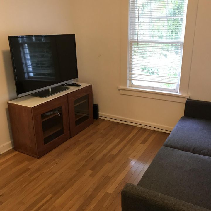 For Rent: $1,675 (1 beds, 1 baths, 500 Square Feet)