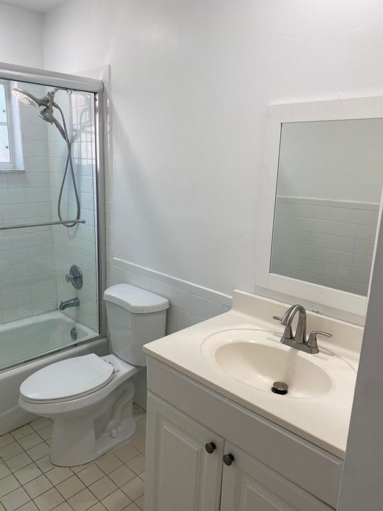 For Rent: $2,300 (2 beds, 1 baths, 1341 Square Feet)