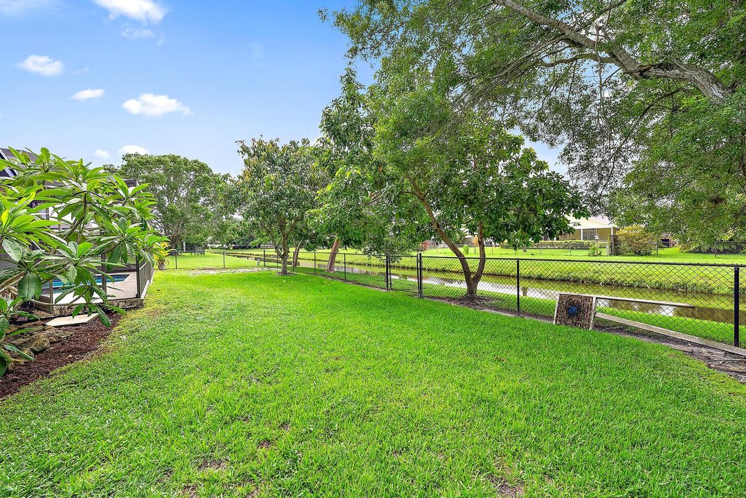 For Sale: $710,000 (4 beds, 3 baths, 2629 Square Feet)