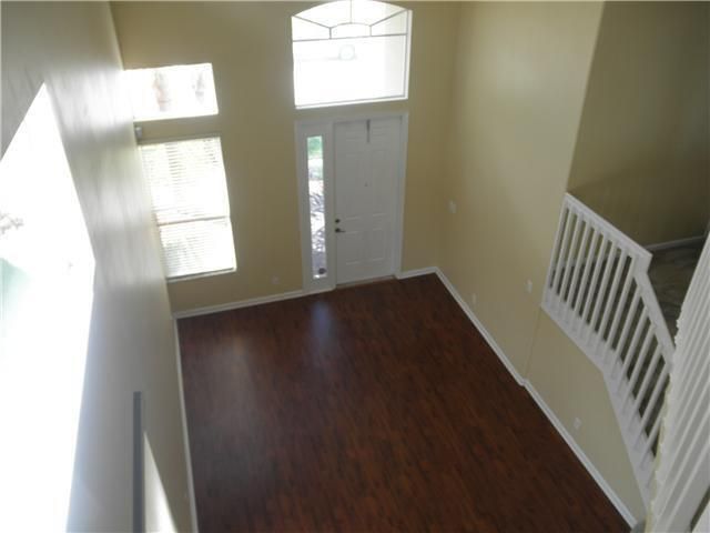 For Rent: $3,100 (3 beds, 2 baths, 2308 Square Feet)