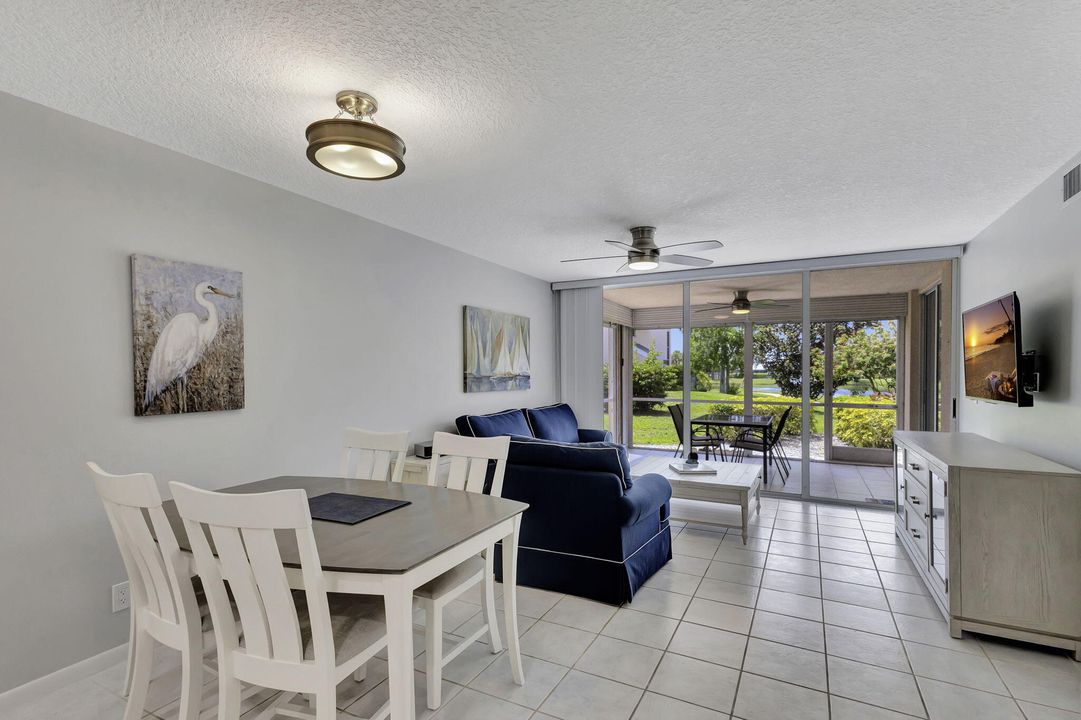 For Sale: $649,900 (2 beds, 2 baths, 1056 Square Feet)