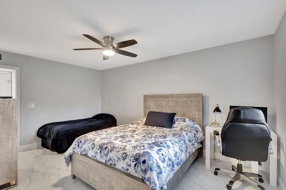For Sale: $649,900 (2 beds, 2 baths, 1056 Square Feet)