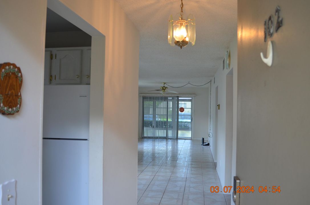 For Sale: $189,000 (2 beds, 2 baths, 1080 Square Feet)