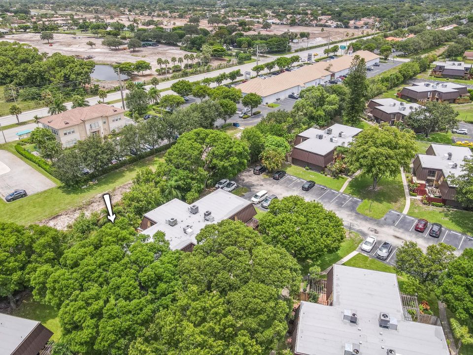 For Sale: $349,000 (3 beds, 2 baths, 1472 Square Feet)