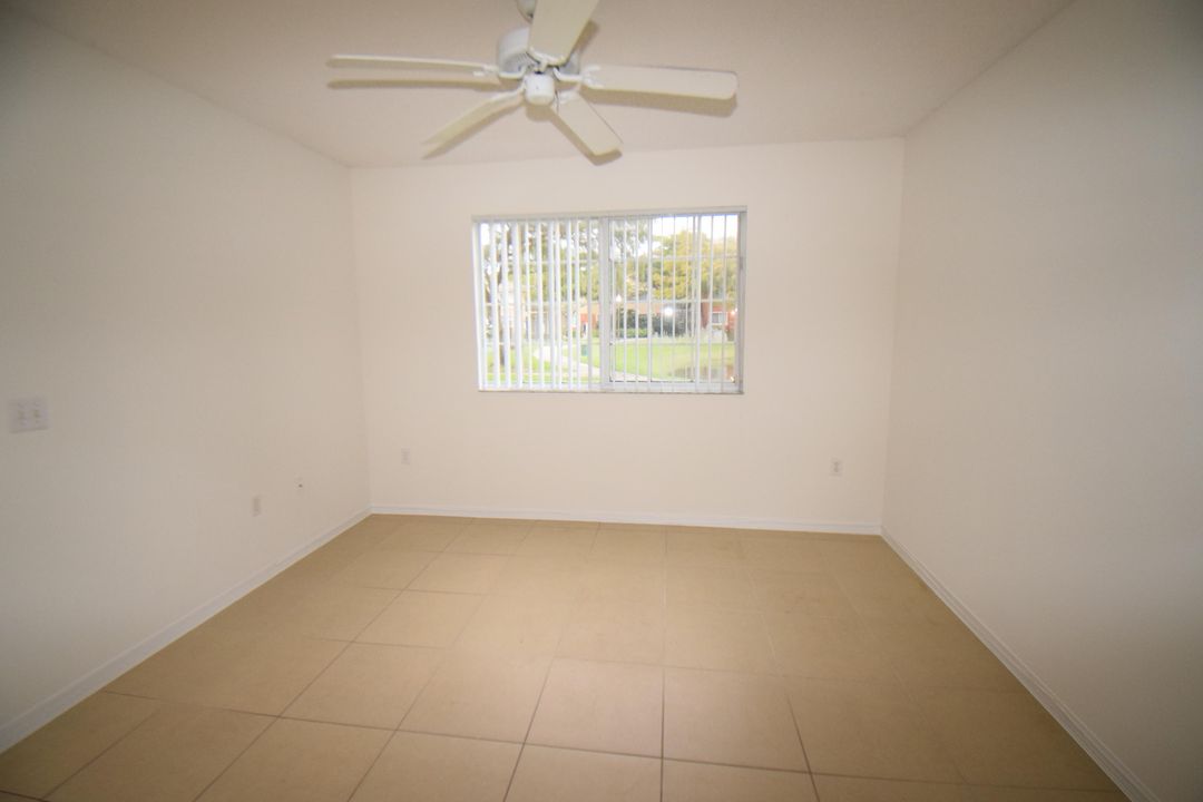 For Rent: $2,200 (2 beds, 2 baths, 1014 Square Feet)