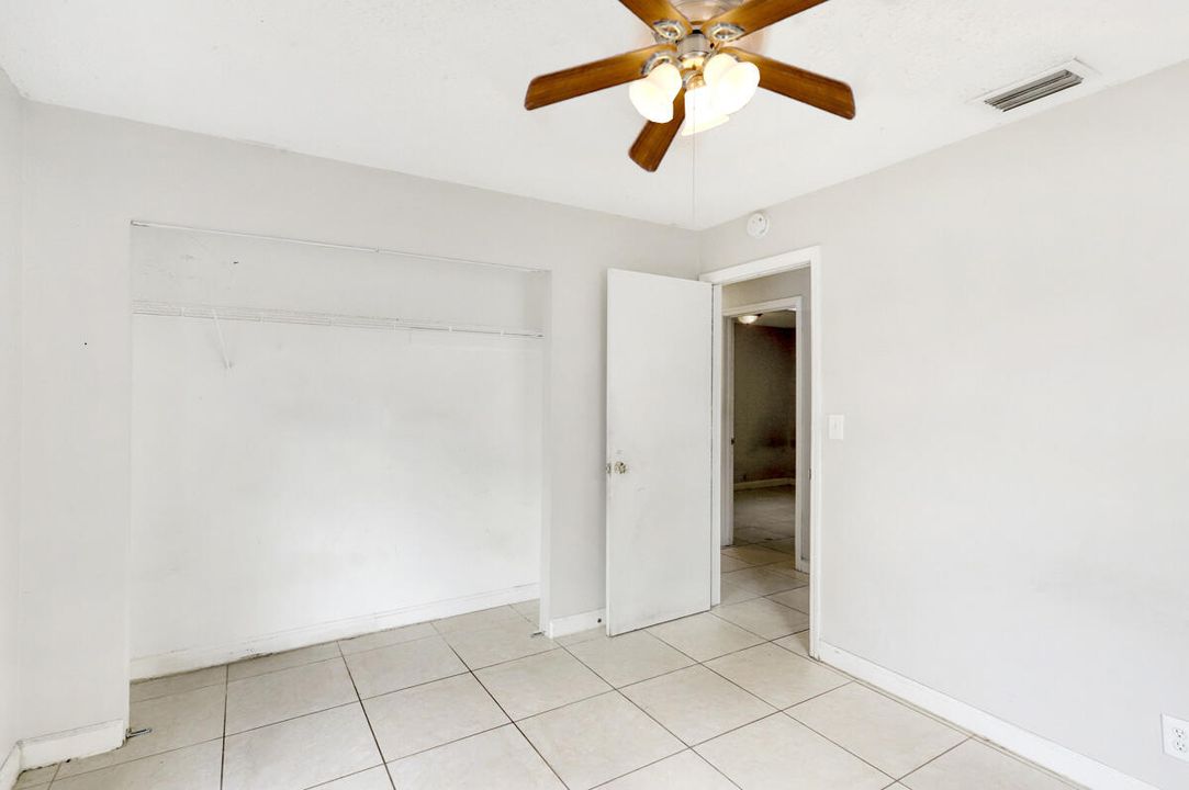 For Sale: $369,900 (2 beds, 2 baths, 1050 Square Feet)