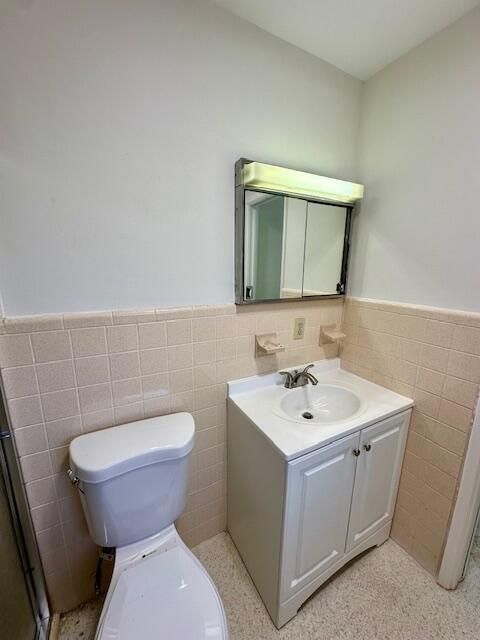 For Rent: $3,625 (2 beds, 2 baths, 1712 Square Feet)