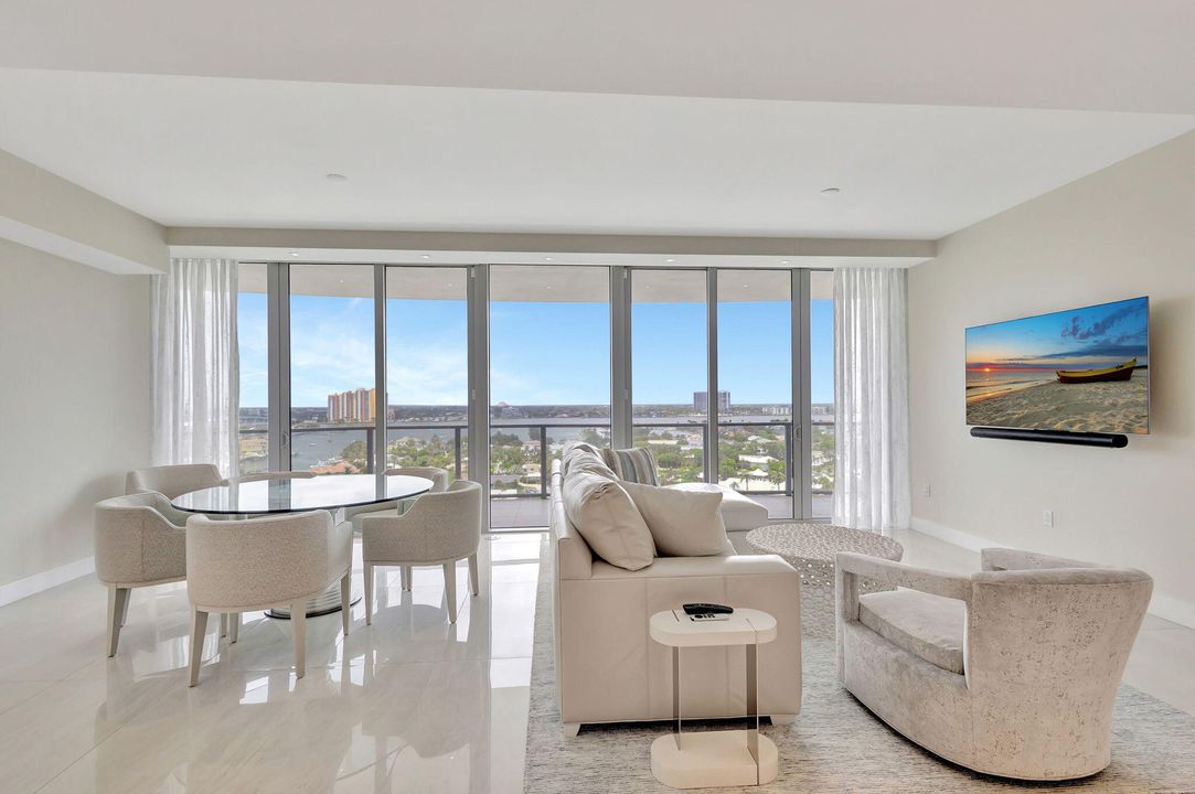 For Sale: $1,800,000 (2 beds, 2 baths, 1620 Square Feet)