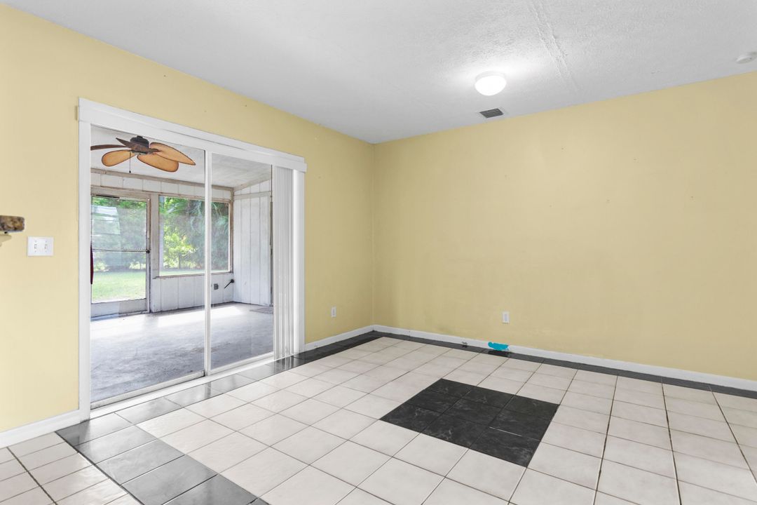 Active With Contract: $329,900 (4 beds, 2 baths, 1380 Square Feet)