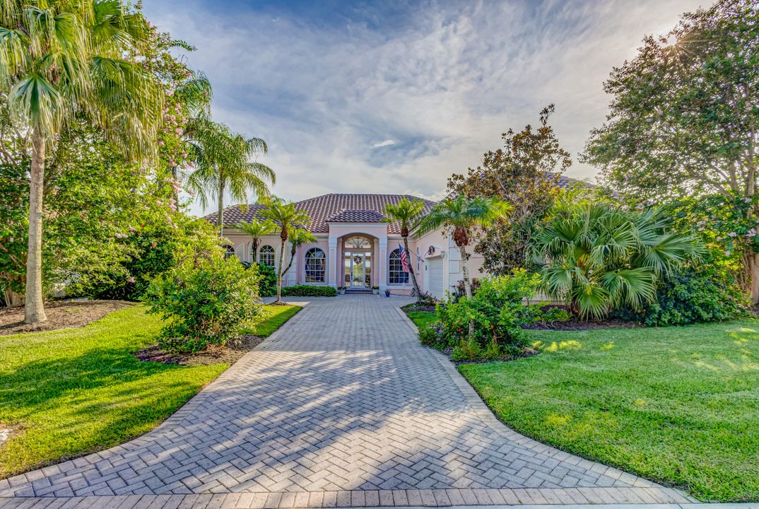 Active With Contract: $1,295,000 (3 beds, 3 baths, 2869 Square Feet)