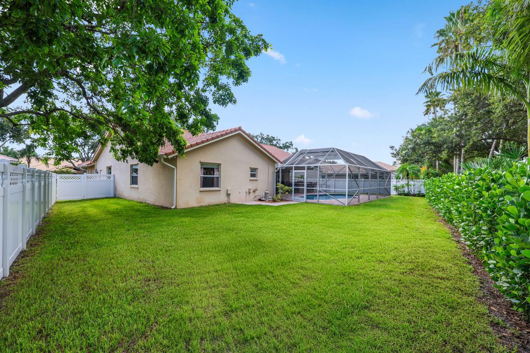 For Sale: $865,000 (4 beds, 2 baths, 2313 Square Feet)