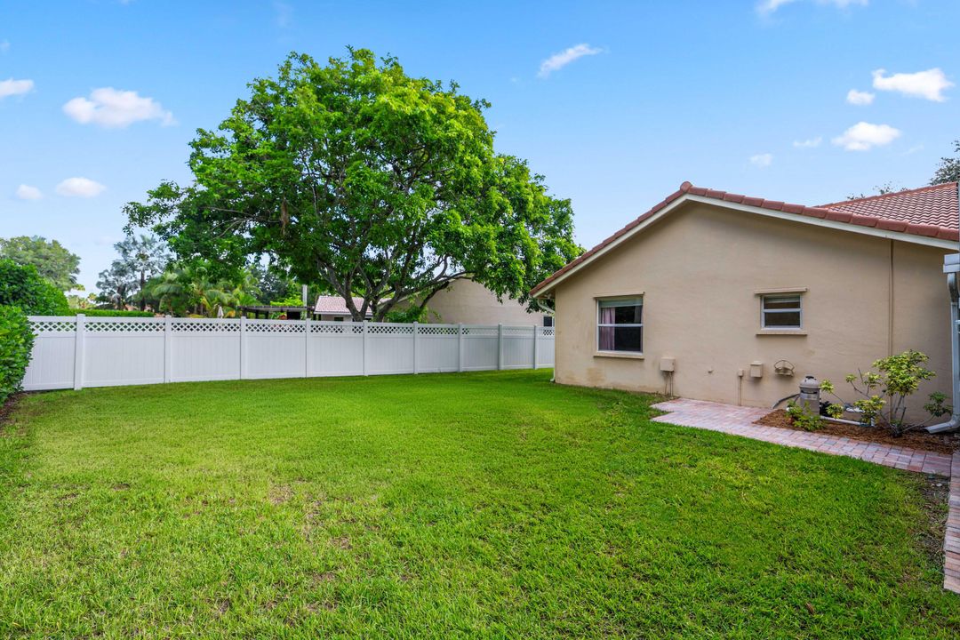 For Sale: $865,000 (4 beds, 2 baths, 2313 Square Feet)