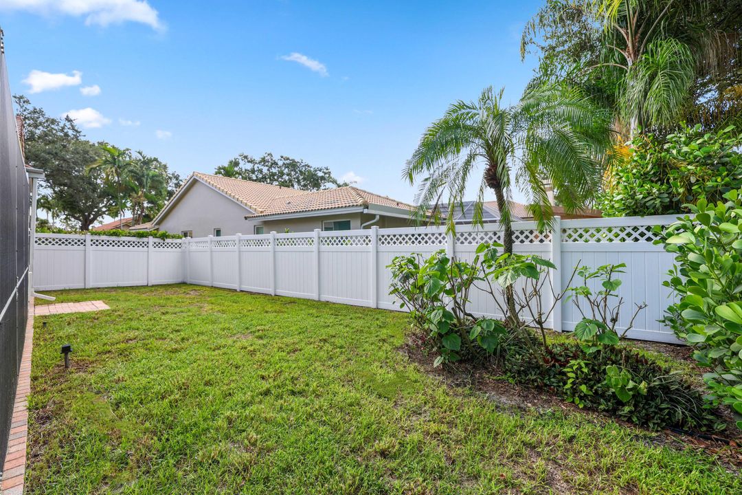 For Sale: $865,000 (4 beds, 2 baths, 2313 Square Feet)