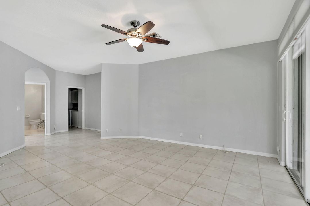 For Sale: $775,000 (4 beds, 2 baths, 2740 Square Feet)