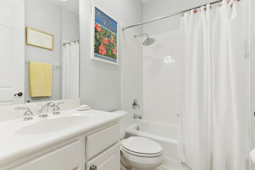 For Sale: $375,000 (2 beds, 2 baths, 1650 Square Feet)